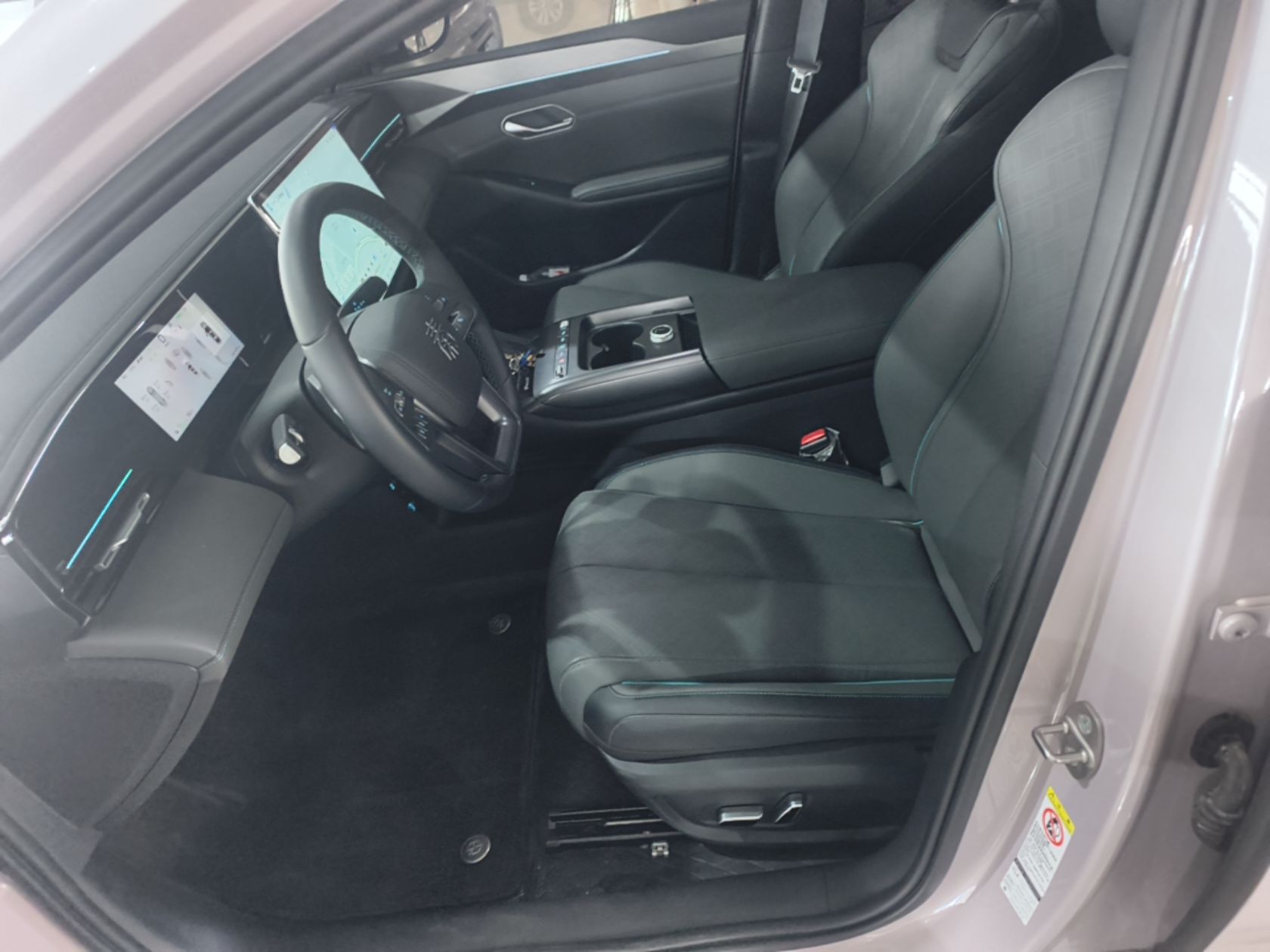 BYD Qin L 2025 EV 545KM Cloud Suspension Edition — снимка 17