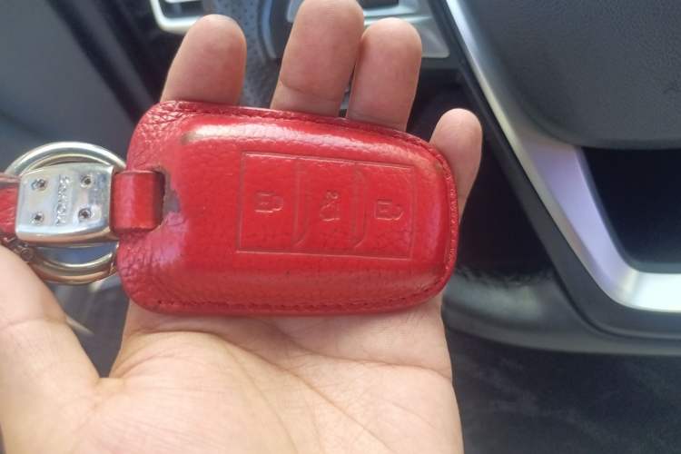 Used CHANGAN CS75 2018 280T Automatic Smart Edition China V-standard Vehicle Key