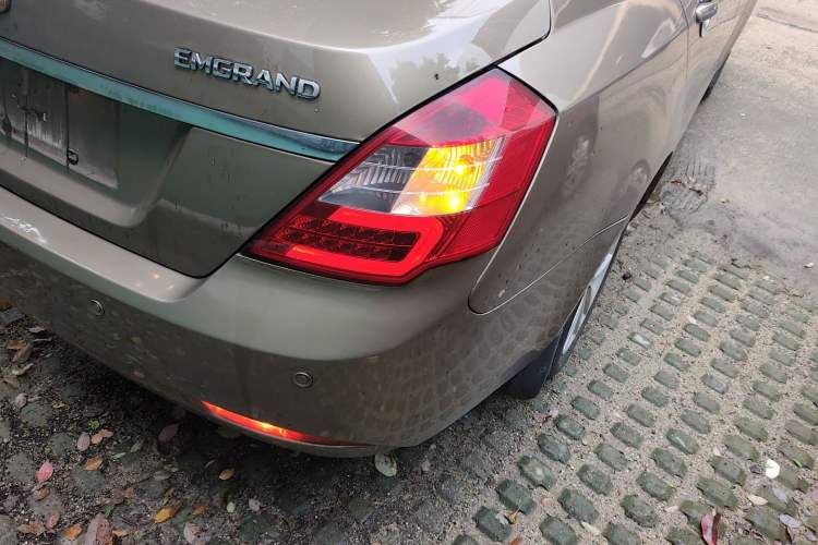 Used Geely Auto Classic Emgrand 2013 Sedan 1.5L Manual Elite Model Right Rear Taillight