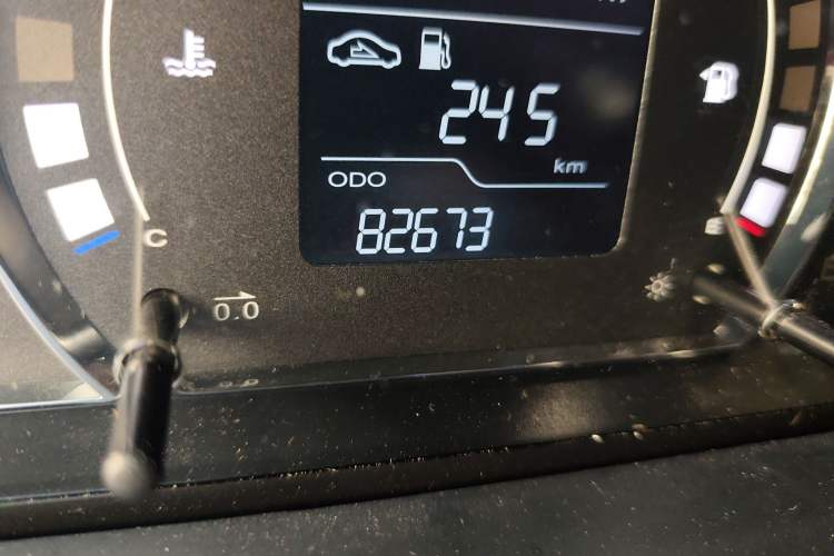 Used Roewe 350 2014 1.5L Manual Swift Edition
