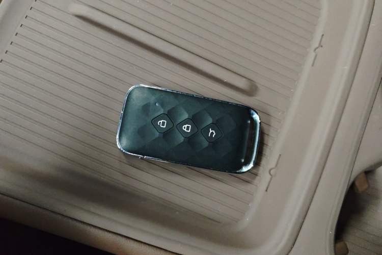 Used Wuling Xingguang S 2024 130km Flagship Version
