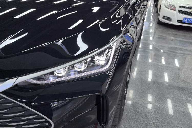Used BYD Tang New Energy 2025 DM-i 115KM Prestige Model Left Front Headlight