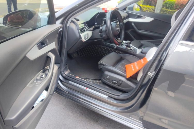 Used Audi A4L 2020 40 TFSI Luxury Dynamic Model