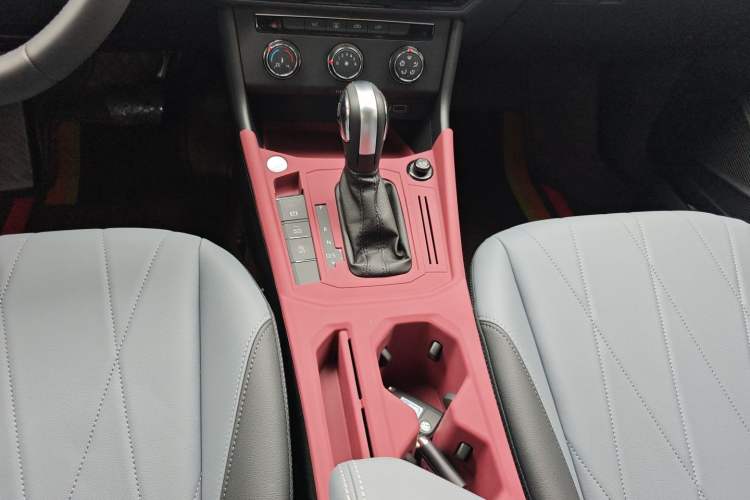 Used Volkswagen Lavida 2024 1.5L Automatic Starry Sky 5 Million Edition Gear Lever