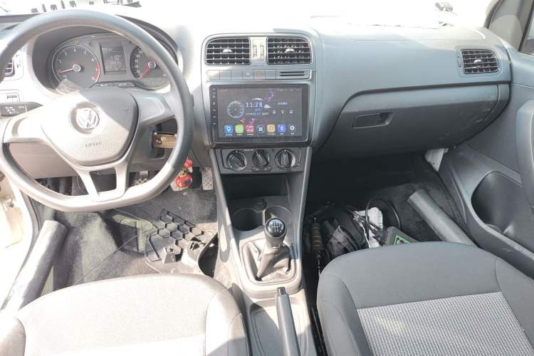 Used Volkswagen Polo 2016 1.4L Manual Fashion Model
