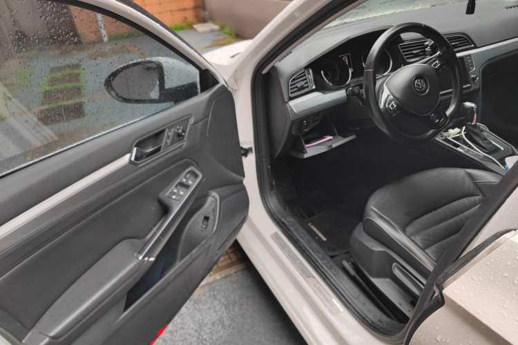 Used Volkswagen Lamando 2018 280TSI DSG Comfort Edition
