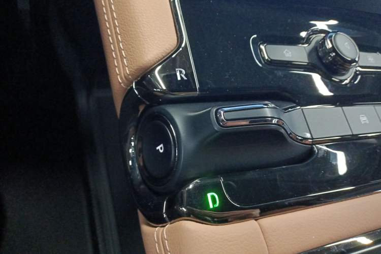 Used Nio ES8 2020 415 km Range 7-Seater Version
