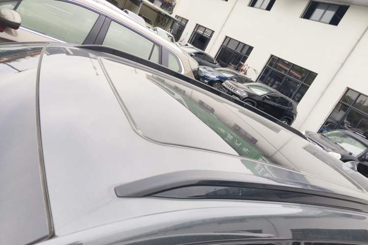 Used Chevrolet Orlando 2019 Redline 530T Automatic Enjoyment Version (5+2 Seating) China VI Roof