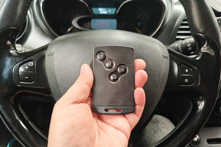 Used Renault Captur 2015 1.2T Automatic Comfort Edition
