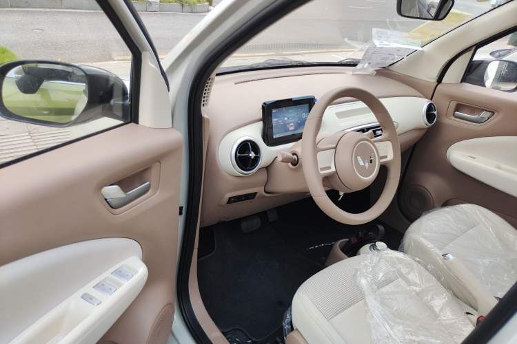 Used Wuling Hongguang MINIEV 2025 Four-Door Version Advanced Edition