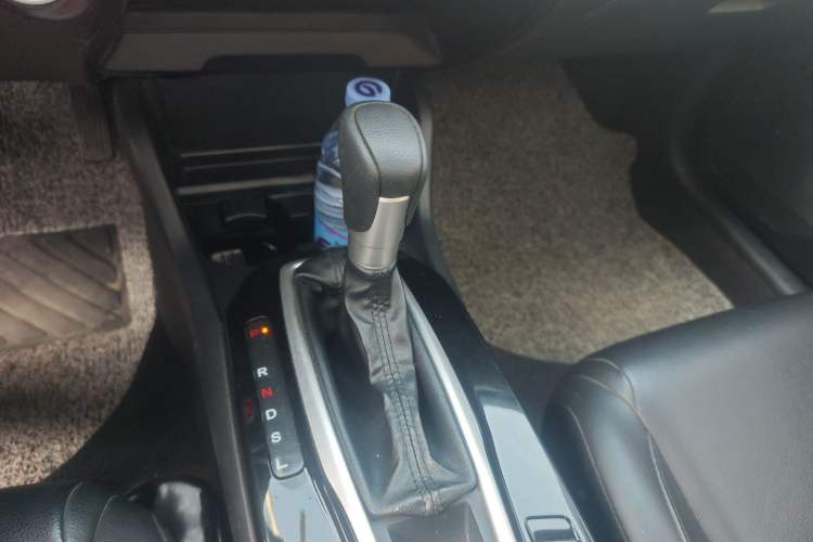 Used Honda Crider 2019 180 Turbo CVT Luxury Edition China VI Emission Standard Gear Lever