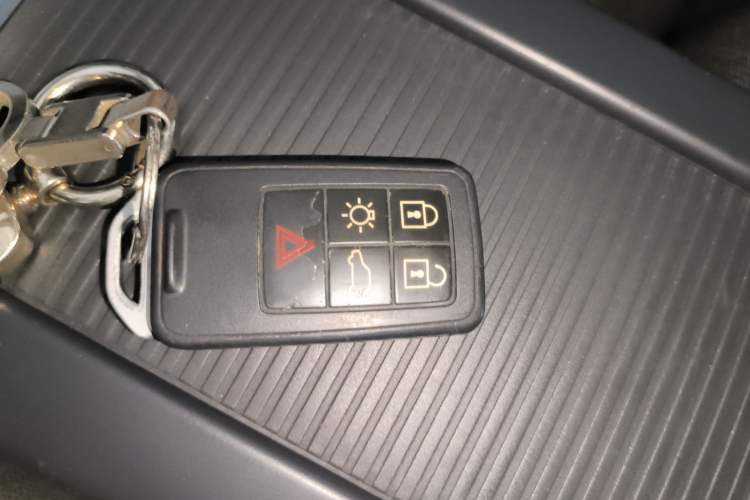 Used Volvo S60 2017 S60L T3 Smart Drive Edition Vehicle Key