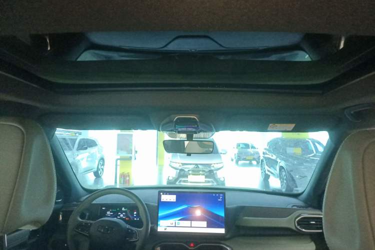 Used Geely Auto Cowboy 2025 1.5TD Trendy Play Edition