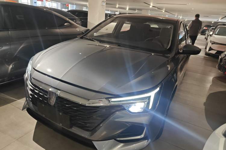 Used Roewe i6 MAX New Energy 2023 EV 500 Grand Touring Edition for Key Clients