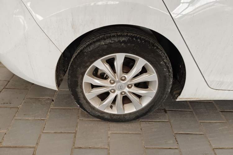 Used Hyundai Elantra (5th Generation / Langdong) 2016 1.6L Automatic Prestige Model
