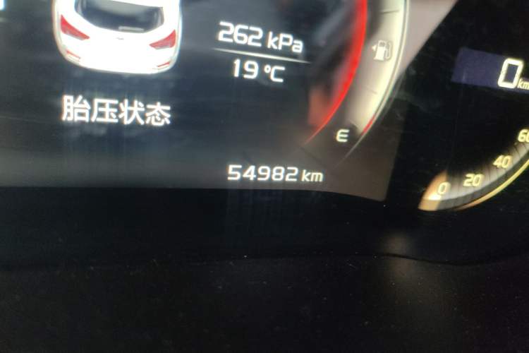 Used Geely Auto Vision S1 2018 1.5L CVT FENGXING Model Odometer Close Up