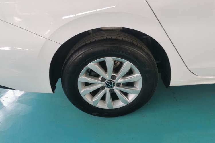 Used Volkswagen Bora 2021 1.5L Automatic Fashionable Smart Connectivity Version Exterior 5