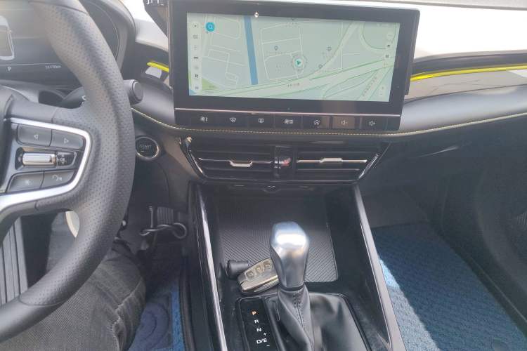 Used Roewe i5 2021 1.5L CVT Diamond Edition
