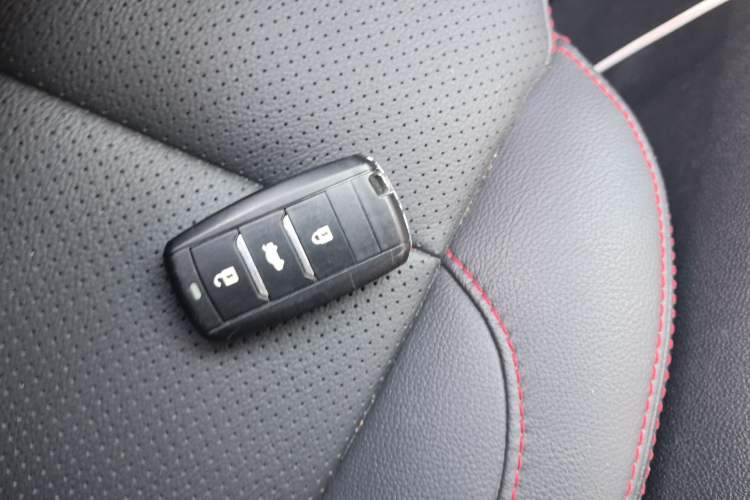 Used CHANGAN CS75 2014 1.8T Automatic Elite Model China IV Standard