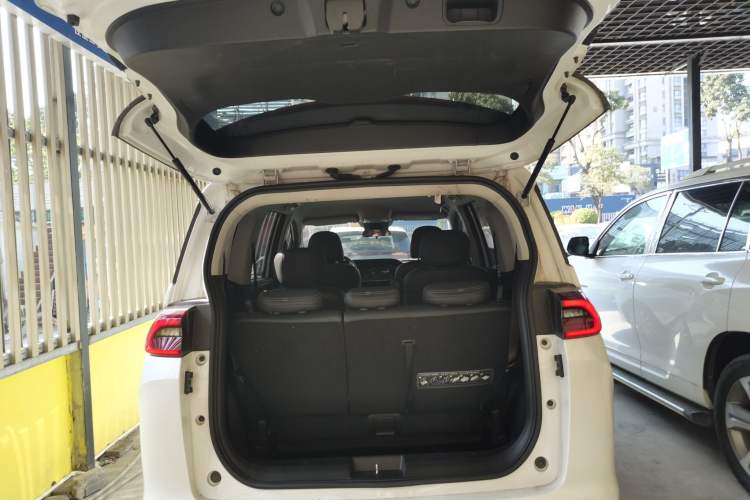 Used GAC Trumpchi M6 2023 PRO 270T DCT Elite Edition
