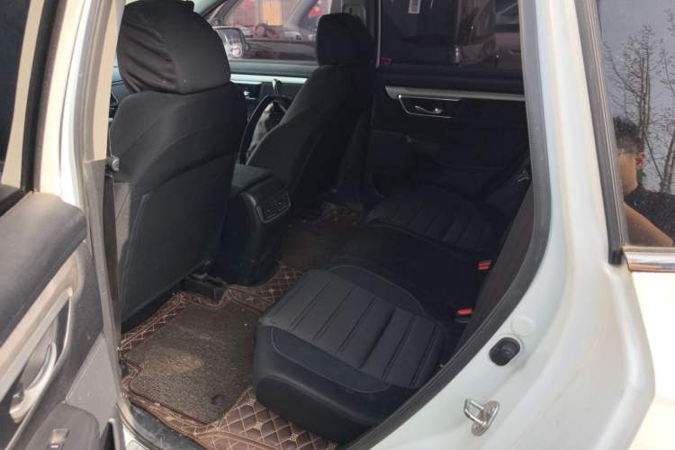 Used Honda CR-V 2017 240TURBO CVT 2WD Urban Edition Interior 4