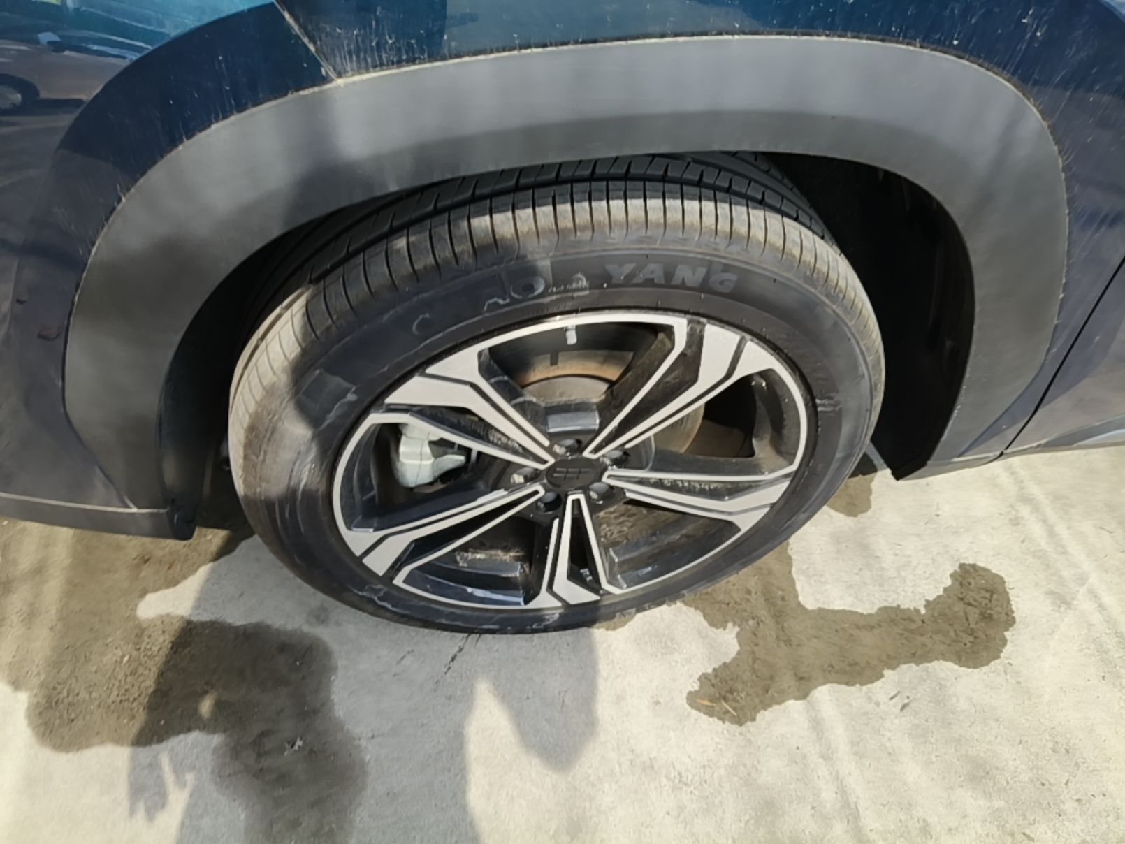 Geely Galaxy L7 2025 EM-i 115km Exploration Edition — снимка 10