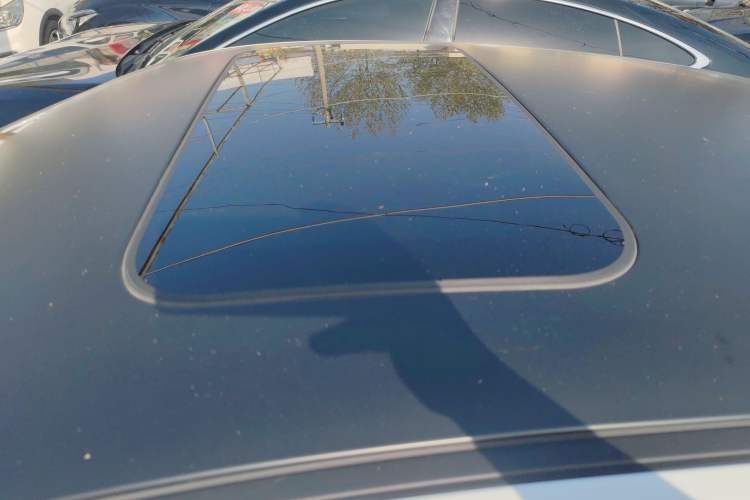 Used CHANGAN UNI-V iDD 2024 Blue Whale Smart Electric iDD 136km ZhiKu Model
