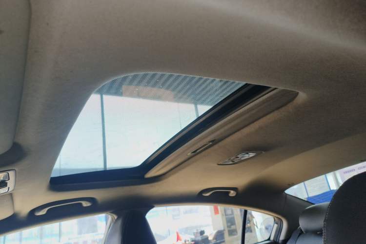 Used Kia K3 2015 1.6L Automatic GLS
