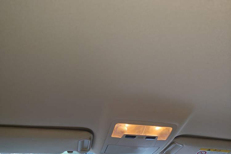 Used Toyota Highlander 2018 2.0T Two-Wheel Drive Elite Edition 7 Seats Emission Standard China V