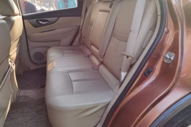 Used Nissan X-Trail 2014 2.0L CVT Comfort Edition 2WD