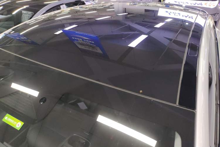 Used XPeng G6 2025 625 Long-Range Max Flagship Edition Roof