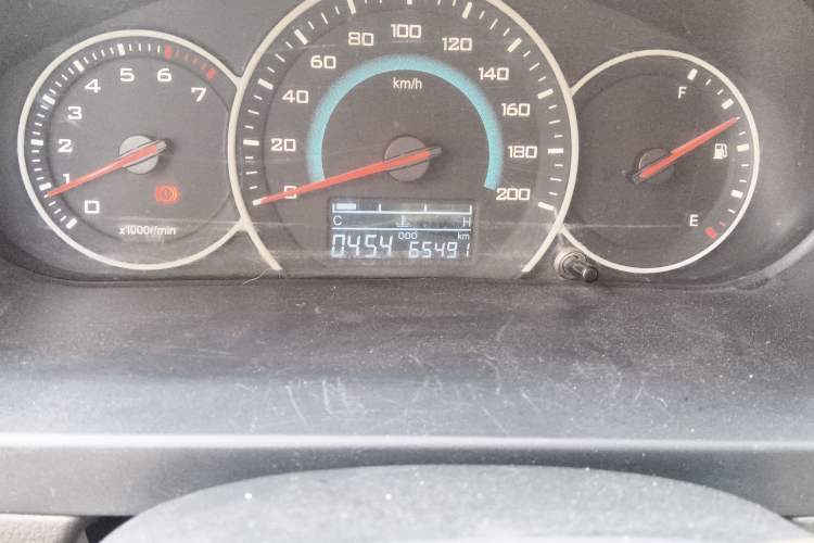 Used Wuling Rongguang V 2016 1.2L Standard Version