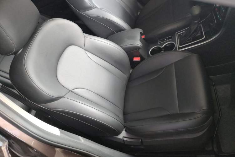 Used Haval H2 2016 Red-Label 1.5T Automatic Two-Wheel Drive Luxury Model