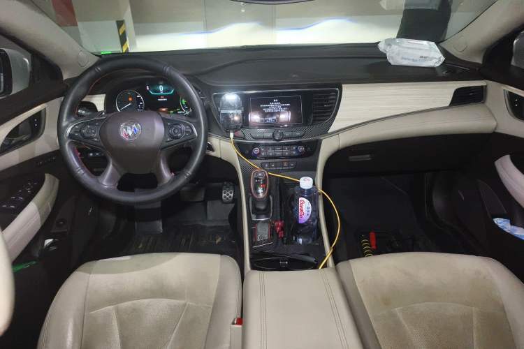 Used Buick LaCrosse 2016 30H Luxury Version
