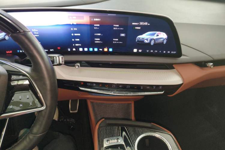 Used Cadillac OPTIQ 2024 Four-Wheel Drive Long-Range Version Audio And AC Panel