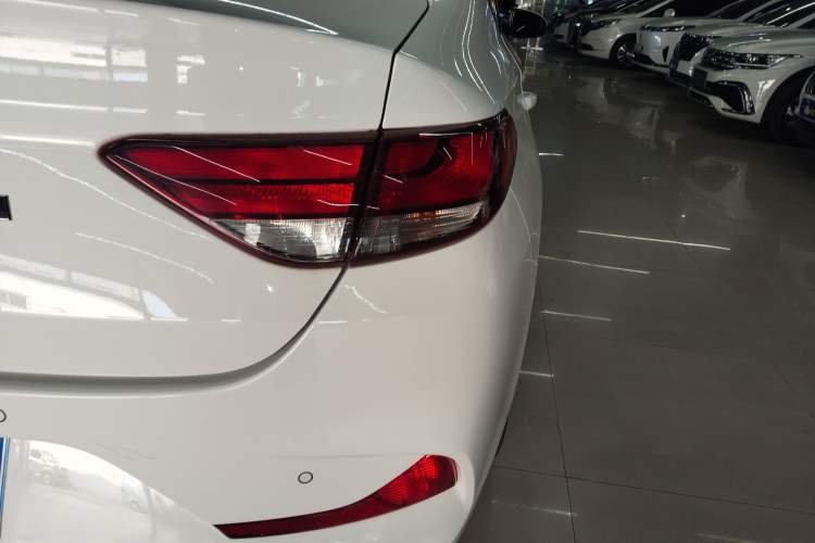 Used Hyundai Celesta 2020 1.6L Automatic GL Enjoyable Edition
