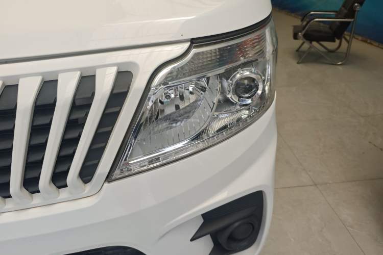 Used CHANGAN KAICHENG Ruixing M60 2020 1.5L Standard Version China VI 6-Seater DAM15KR