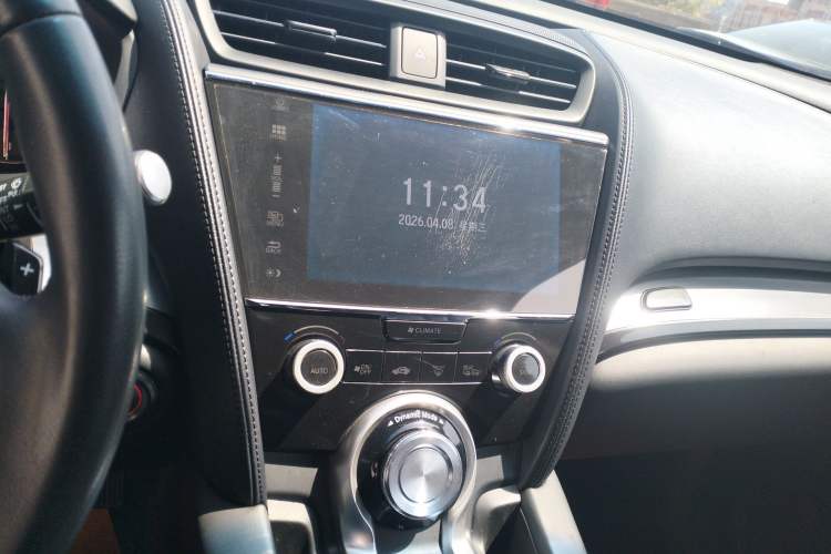 Used Acura CDX 2016 1.5T Two-Wheel Drive Enjoyment Edition Audio And AC Panel