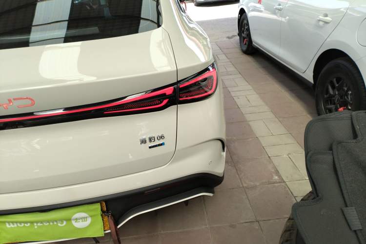 Used BYD Seal 06 New Energy 2025 DM-i Smart Drive 80KM Luxury Model
