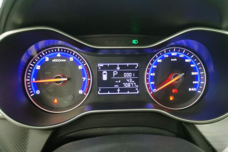 Used Geely Auto Vision 2019 Upgraded Model 1.5L CVT Prestige Version China VI Standard Instrument Cluster