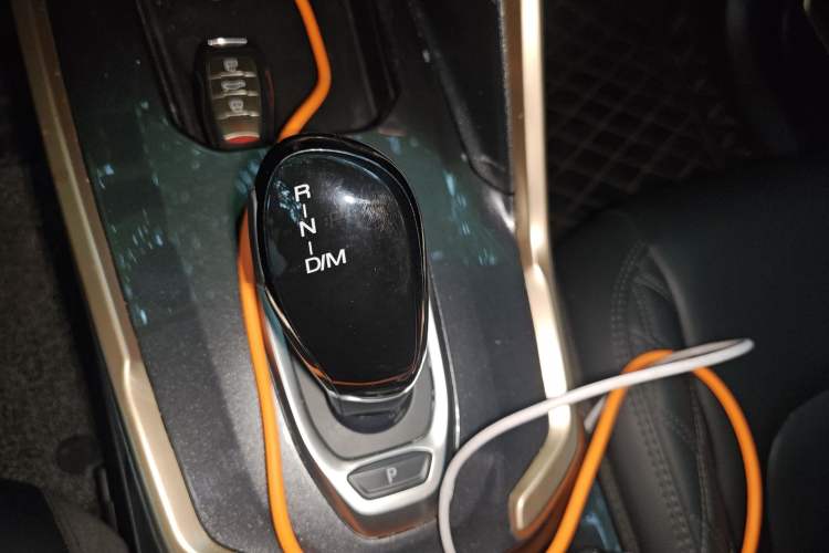 Used Haval H6 2021 1.5 GDIT Automatic Champion Edition Gear Lever