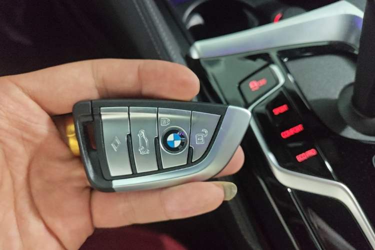 Used BMW 5 Series 2022 Restyled 530Li Leading Edition M Sport Package
