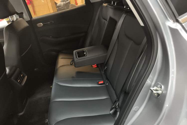 Used Baojun Yunhai 2024 140km Plug-in Hybrid Version
