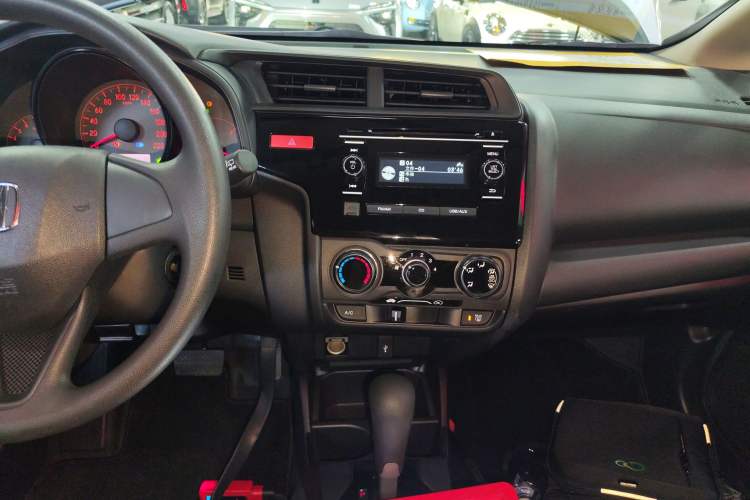 Used Honda Fit 2016 1.5L LX CVT Comfort Model
