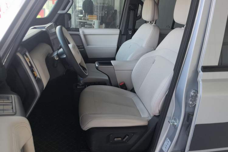 Used iCAR V23 2025 401 Two-Wheel Drive Intelligent Driving Version Left Front Seat