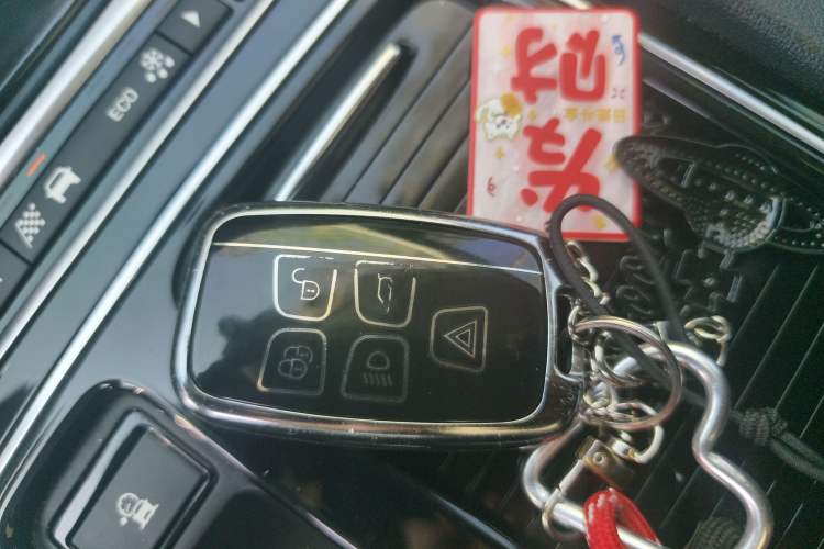 Used Jaguar F-PACE 2019 2.0T Four-Wheel Drive Urban Luxury Edition
