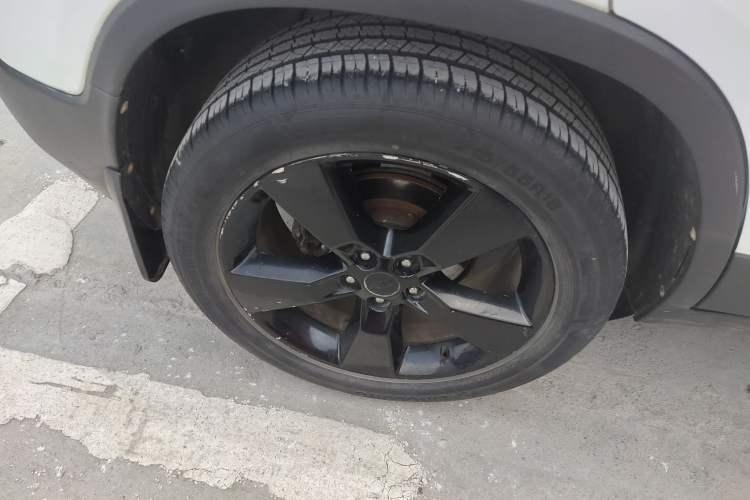 Used Chevrolet Trax 2014 1.4T Automatic Two-Wheel Drive Comfort Version Exterior 5