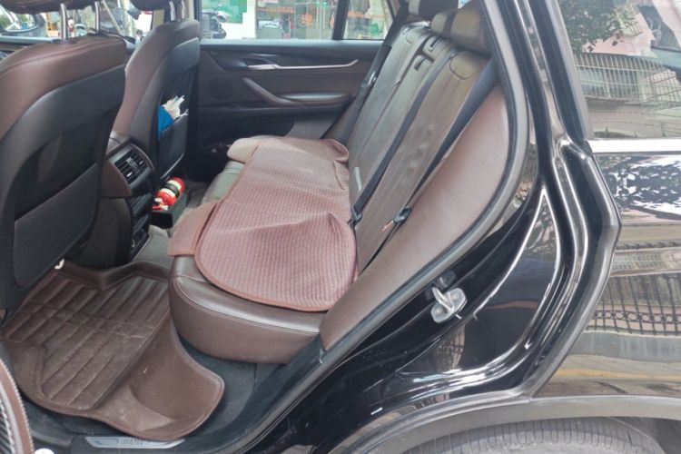 Used BMW X5 2015 xDrive28i
