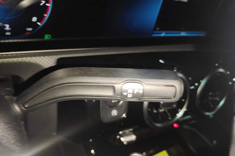 Used Mercedes-Benz A-Class 2020 Restyled A 200 L Sport Sedan Fashion Version
