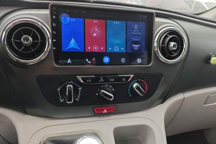 Used JAC Refine M3 2021 IKEA High-Power Edition 1.5T Luxury Model Audio And AC Panel